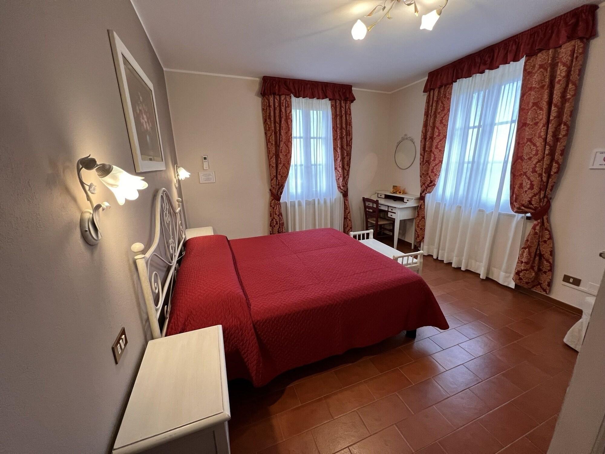 Casale Virgili Bed & Breakfast 5*